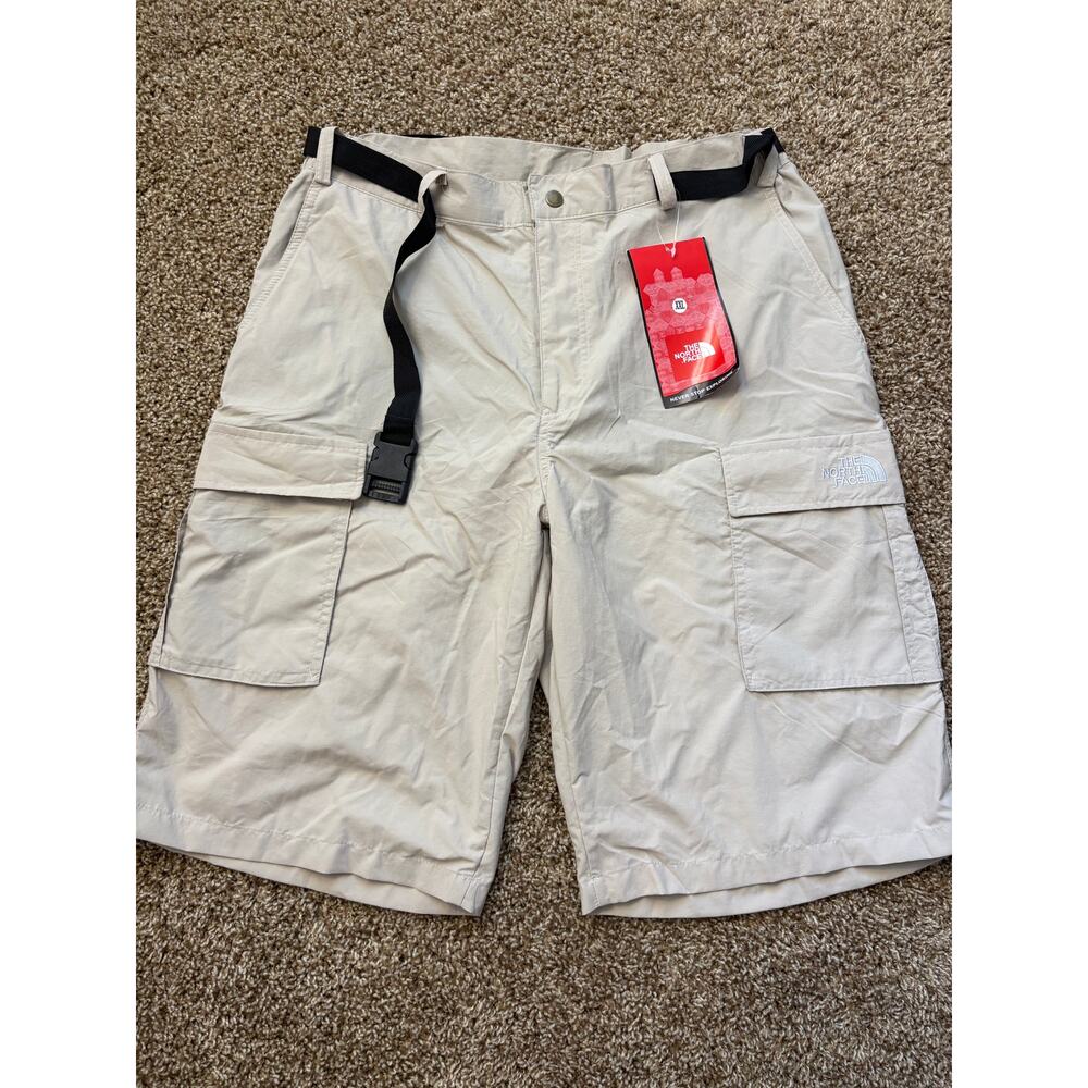 NWT The North Face Cargo Hiking Shorts Khaki Mens Size XXL